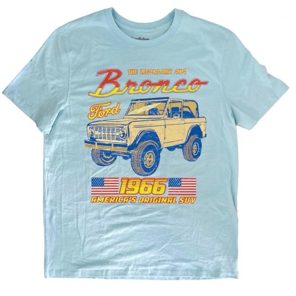 NWT T-Shirt L - Ford Bronco Graphic Tee in Light Blue with Yellow &‎ Red Accents